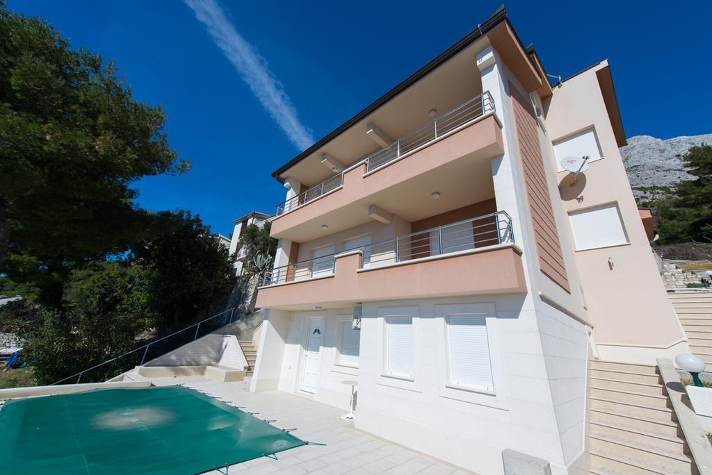 Apartments Karlo Baška Voda Extérieur photo